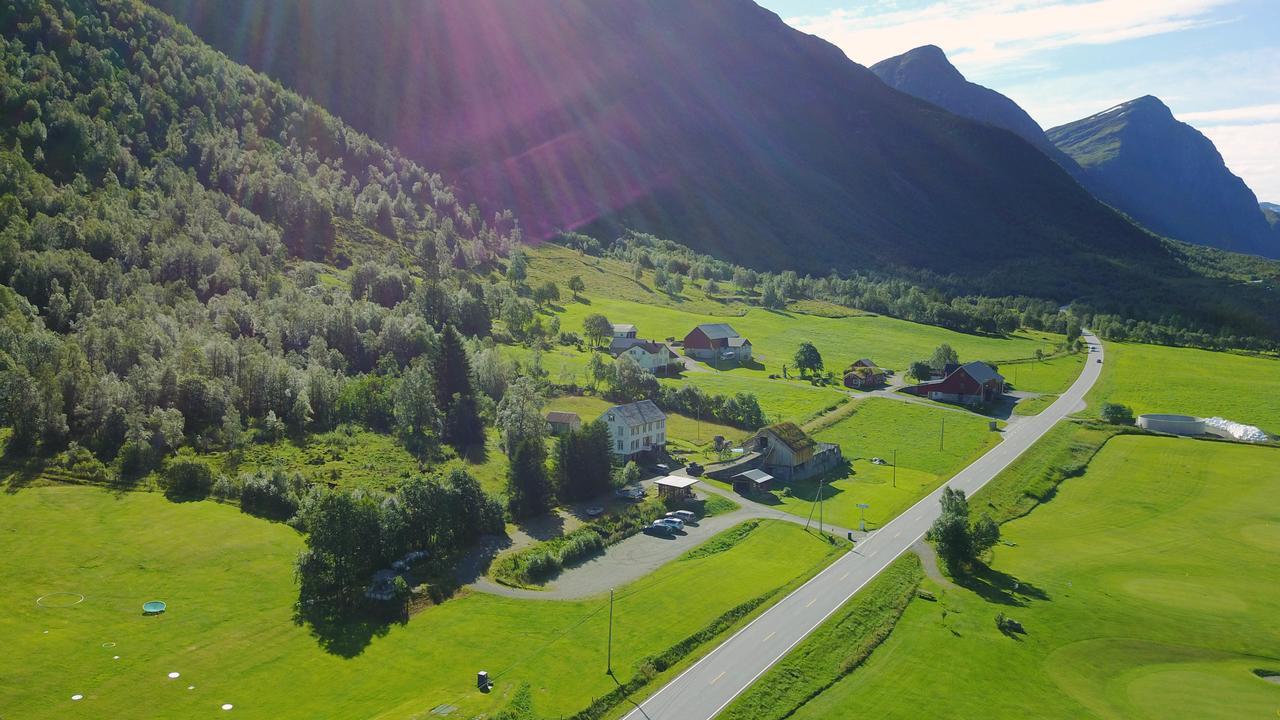 Overvoll Farm Странда Екстериор снимка